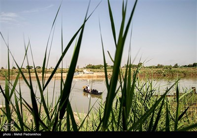 تردد خطرناک اهالی روستاهای عنافچه با قایق