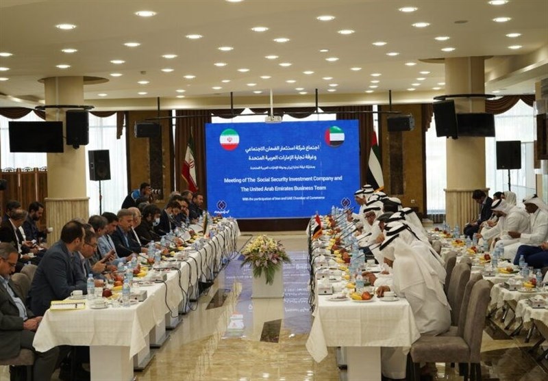 Iran, UAE Economic Activists Discuss Development of Joint Investments