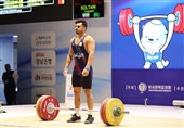 عذرخواهی وزنه‌بردار ایران از کادرفنی با وجود کسب مدال طلا