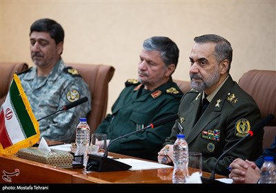 محمدرضا آشتیانی وزیر دفاع و پشتیبانی نیروهای مسلح