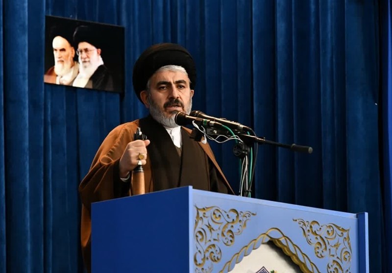 امام جمعه ارومیه: امیدافزایی در جامعه سرلوحه کار خبرنگاران باشد