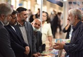 وزیر ارشاد سرزده از نمایشگاه کتاب بازدید کرد + فیلم