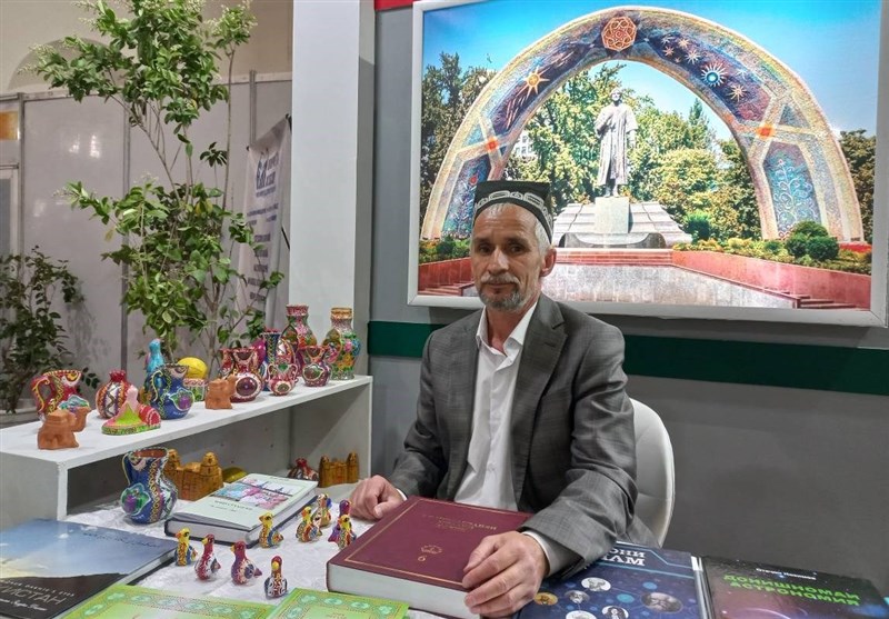 سفالگر تاجیکستانی: دوست دارم در ایران نمایشگاه برگزار کنم