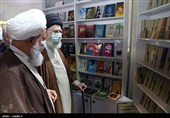 بازدید رهبر انقلاب اسلامی از نمایشگاه کتاب تهران