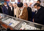 بازدید رهبر انقلاب اسلامی از نمایشگاه کتاب تهران