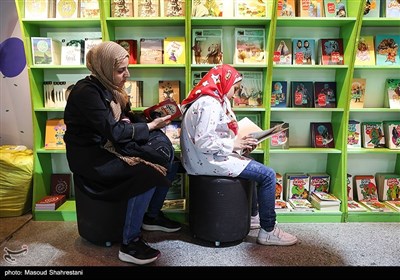  بازار کتاب کودک؛ فربه‌ شدن ترجمه‌ها، ضعیف شدن تألیف/ چرا مخاطب ایرانی میل به کتاب خارجی دارد؟ 