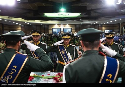 مراسم خاکسپاری شهید گمنام در سازمان پدافند غیرعامل