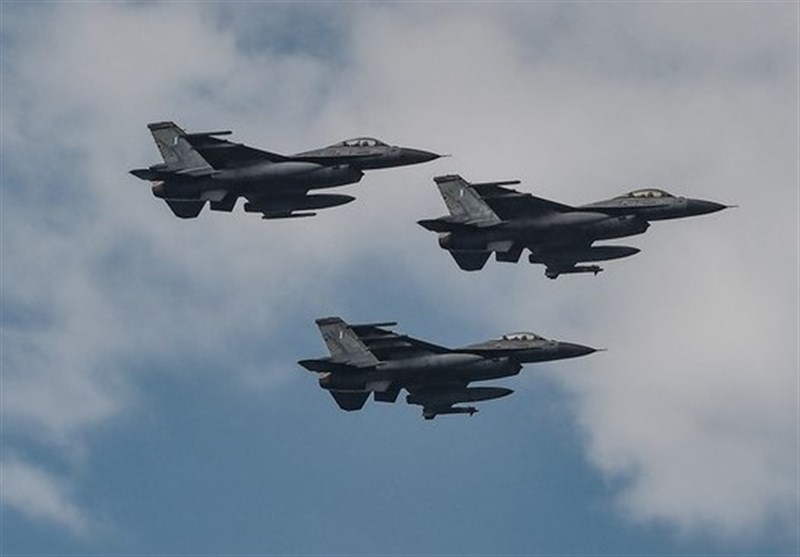 UK PM to Help Supply Ukraine with F-16s