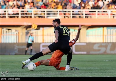 دیدار تیمهای فوتبال مس کرمان و سپاهان