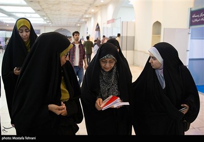 حضور انسیه خزعلی معاون رییس جمهور در امور زنان و خانواده در دهمین روز نمایشگاه بین‌المللی کتاب تهران