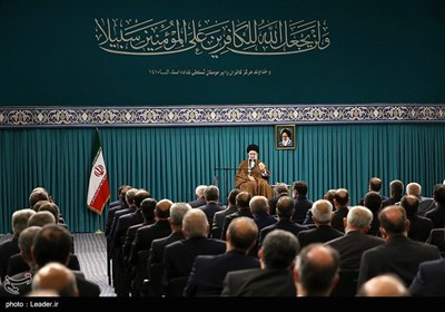 دیدار مسئولان وزارت امور خارجه و سفیران جمهوری اسلامی ایران با رهبر معظم انقلاب