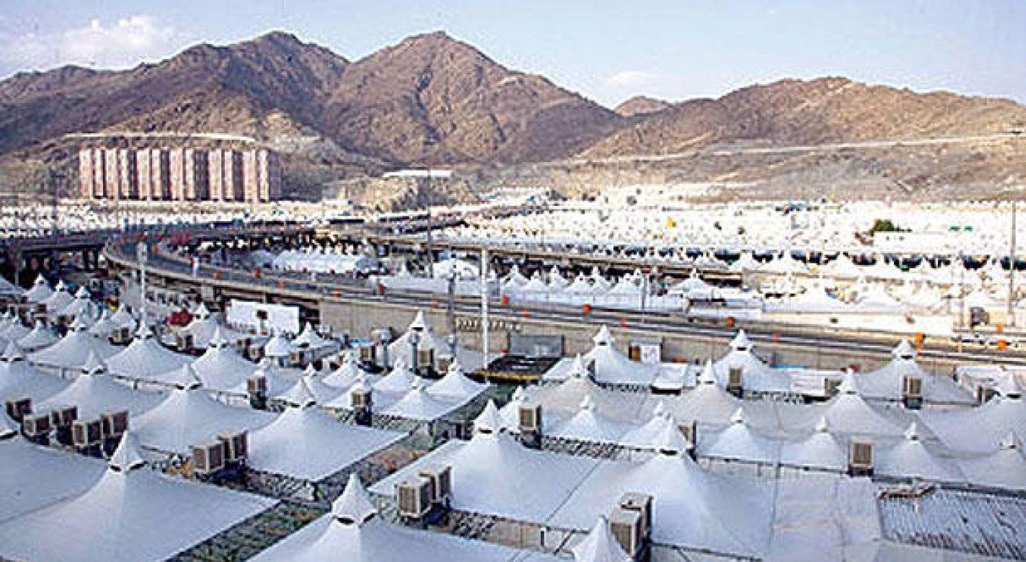 آماده‌سازی چادرهای عرفات و منا برای زائران حج 1402