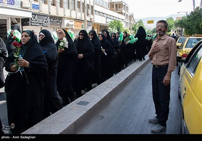 شاد پیمایی خدام حرم احمد بن موسی (ع) به مناسبت روز دختر