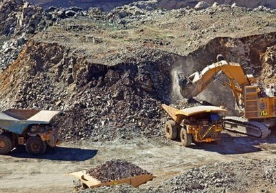  صدور مجوز جدید معدن در نطنز/ آثار طبیعی ثبت ملی از معادن در امان نیستند 