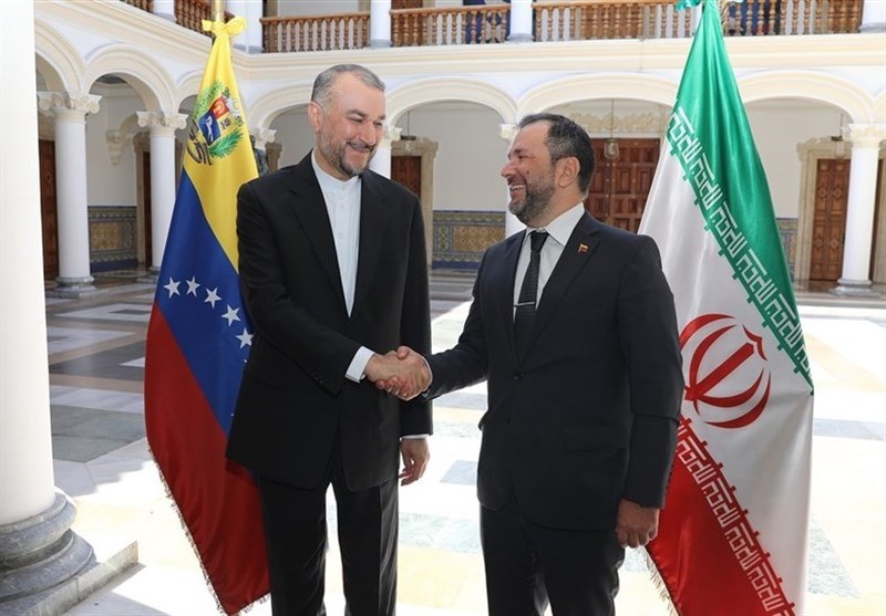 Foreign Ministers Discuss Promotion of Iran-Venezuela Trade Ties