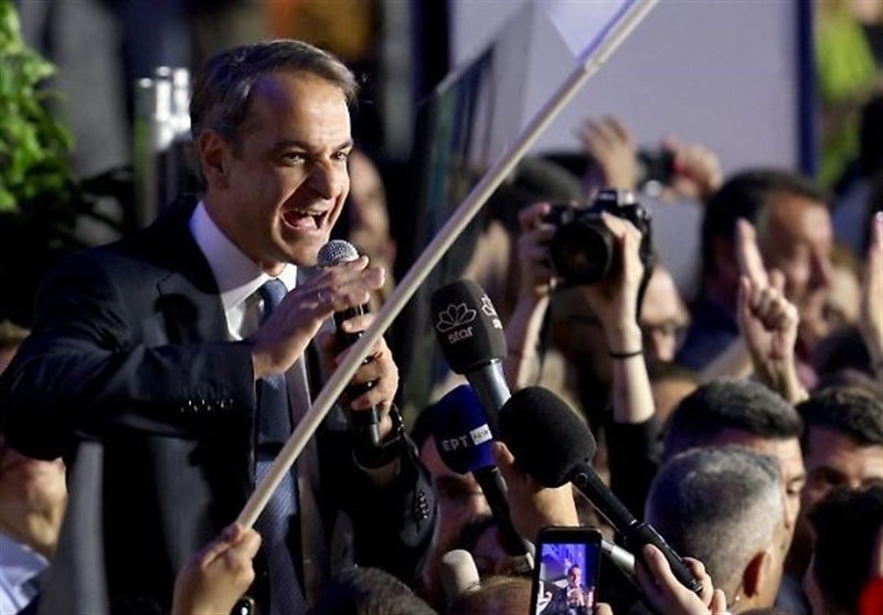 Yunanistan&apos;da Seçimlerin Güçlü Kazananı Olmadı