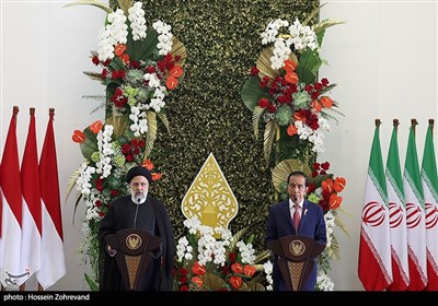 نشست خبری رؤسای جمهور ایران و اندونزی