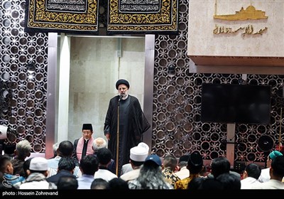 حضور رییس جمهور در مسجد استقلال جاکارتا