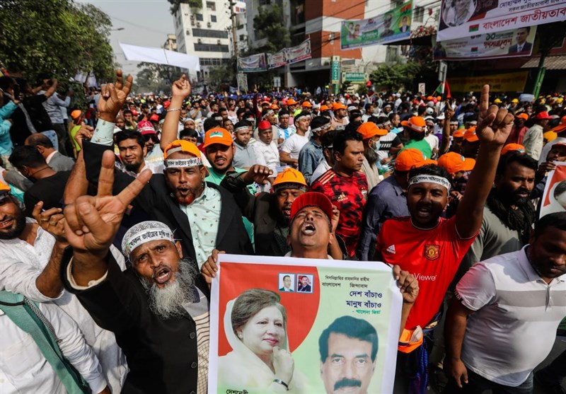 Anti-Gov’t Protests Continue to Grip Bangladeshi Capital (+Video)