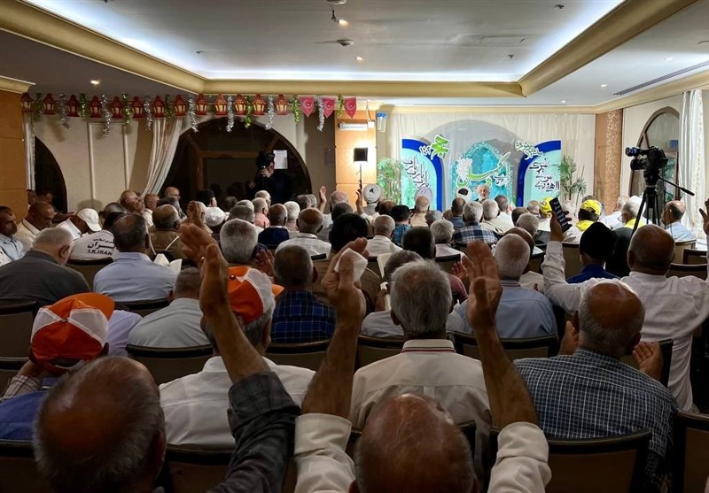 برگزاری نخستین دعای کمیل زائران ایرانی در مدینه النبی