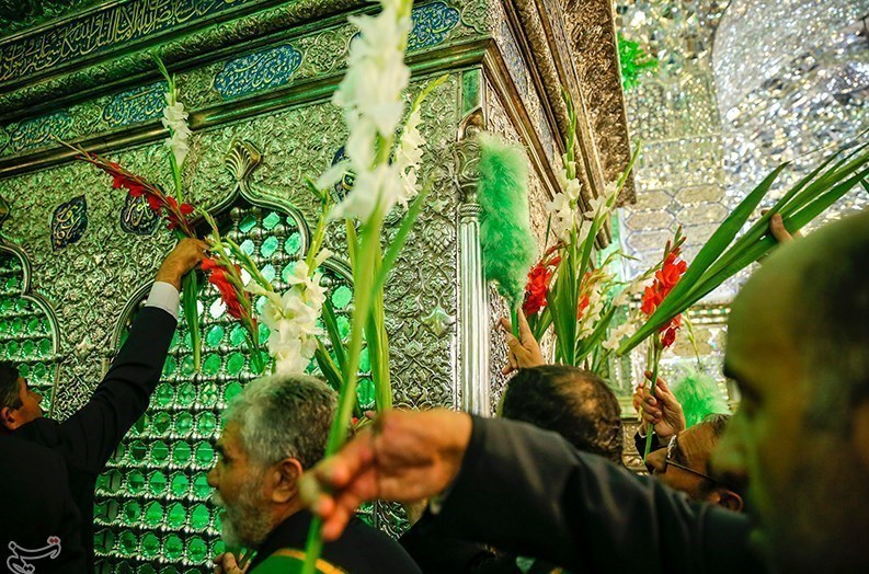حال و هوای حرم‌ ‌شاهچراغ در روز بزرگداشت ‌احمدبن‌موسی(ع) / امروز خورشید از شیراز طلوع کرد + تصاویر