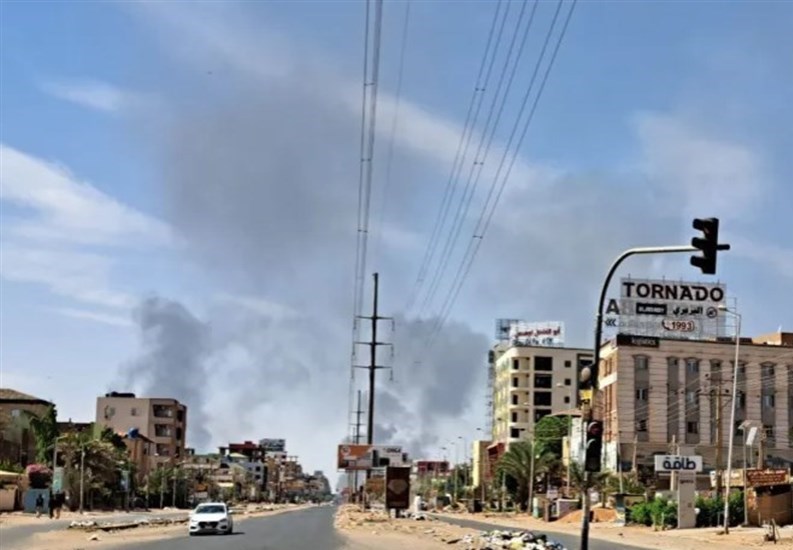 تحولات سودان| انفجارهای شدید در خارطوم همزمان با پایان مهلت آتش بس