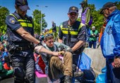 پلیس هلند از دستگیری بیش از 1500 معترض زیست محیطی خبر داد
