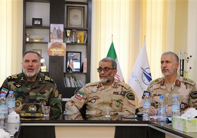 سفر 2 فرمانده ارشد نظامی ایران به ‌منطقه سیستان‌/ هشدار به ‌همسایگان شرقی برای رعایت مقررا‌ت مرزی