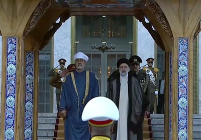 سلطان عمان در کاخ سعدآباد/ رئیسی از هیثم بن طارق استقبال کرد