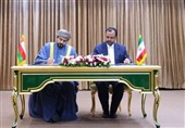 امضای 4 سند همکاری میان مقامات ایران و عمان
