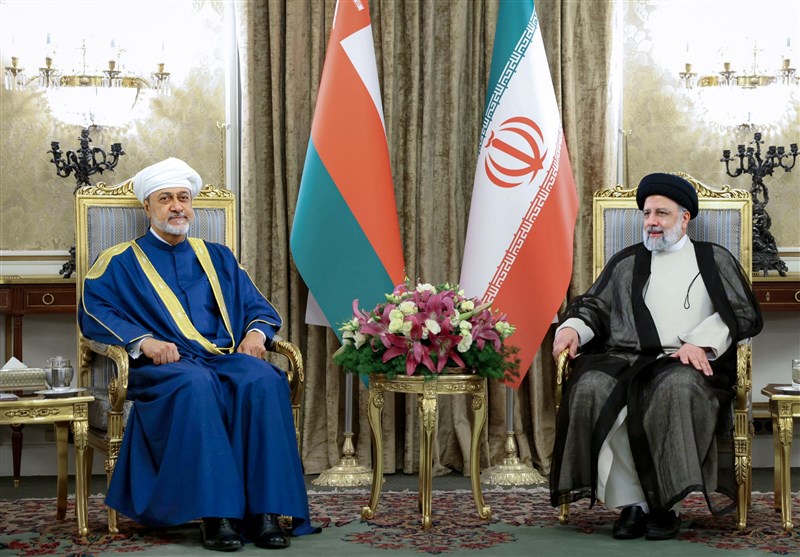 Reisi: İran ve Umman Arasındaki İlişkiler Yatırım Aşamasına Yükseldi