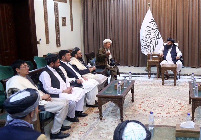 وعده سرپرست نخست‌وزیری حکومت افغانستان درباره توسعه متوازن برای همه افغان‌ها
