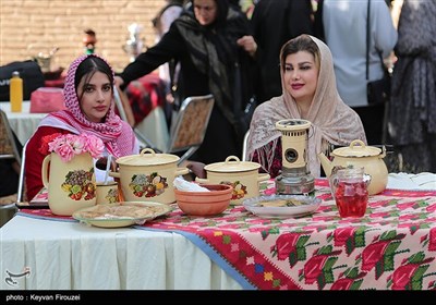 جشنواره غذاهای محلی کردستان