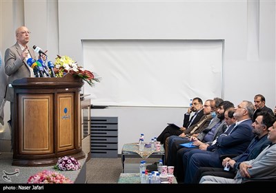 محمدعلی زلفی‌گل وزیر علوم در انعقاد تفاهم‌نامه چهارجانبه راه‌اندازی ناحیه نوآوری دانشگاه تهران