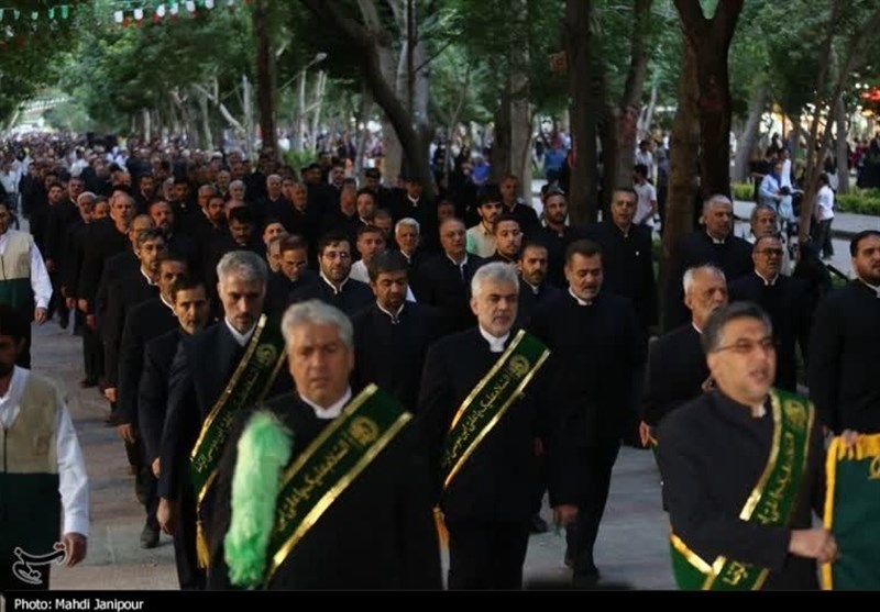 اجتماع بزرگ خادمیاران امام رضا (ع) در اصفهان + تصاویر