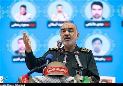 Iran Crushed Enemies’ Bones in All Battles, IRGC Commander Says