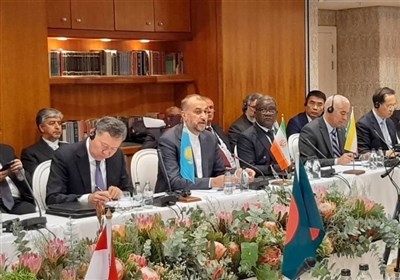 Iran to Soon Host Conference on Cooperation with BRICS Countries, Says Foreign Minister