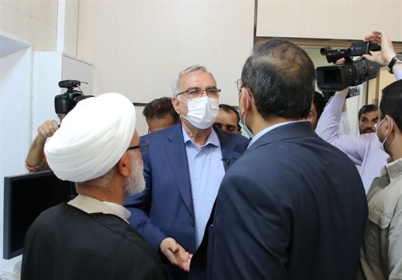 رئیس بیمارستان بروجن ولی عصر (عج) به دستور وزیر بهداشت عزل شد