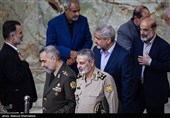 سرلشکر عبدالرحیم موسوی و محمدرضا آشتیانی در مراسم سی و چهارمین سالگرد ارتحال امام خمینی (ره)