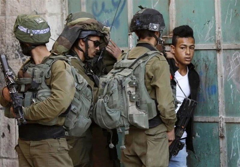 بیش از 700 کودک فلسطینی در زندان‌های رژیم صهیونیستی به سر می‌برند