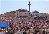 صدها هزار نفر در لهستان علیه سیاست‌های دولت اعتراض کردند