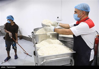 بازدید سرپرست حجاج ایرانی از آشپزخانه بدر در مدینه