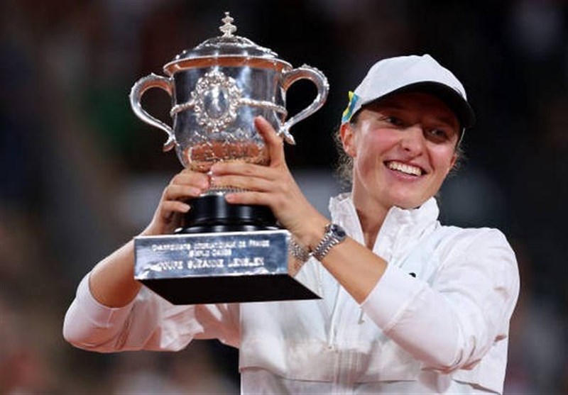 اظهارات جالب اِشویانتک پس از قهرمانی در تنیس زنان رولان کاروس