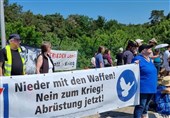 اعتراض شهروندان آلمانی علیه برگزاری رزمایش هوایی ناتو