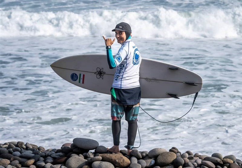 حضور یک ایرانی به عنوان اولین زن مسلمان در مسابقات جهانی موج سواری