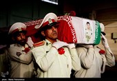 وداع باشکوه مردم خوزستان با شهید مدافع امنیت‌/ تشییع ‌باشکوه شهید قنبری در ایذه + فیلم