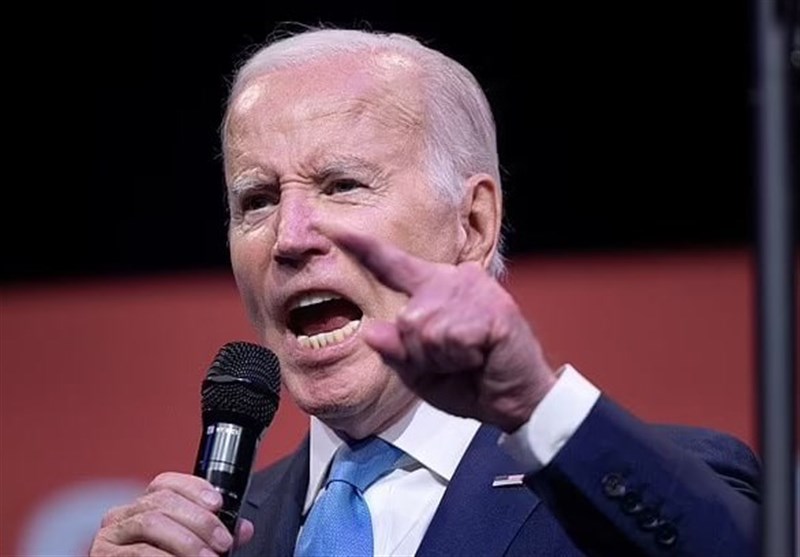 Biden&apos;s Approval Rating Reaches Record Low of 40%, Poll Shows