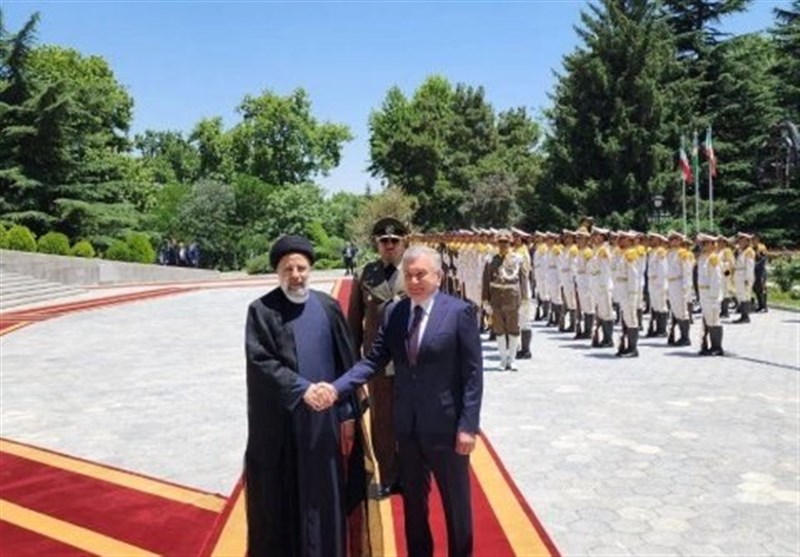 Uzbek President in Iran for High-Profile Talks