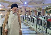 وزیر اطلاعات وارد استان بوشهر شد