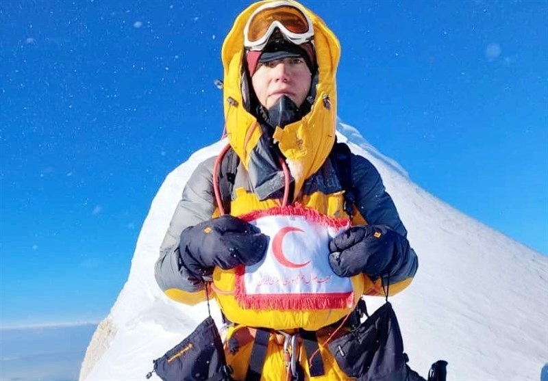 کوهنورد تهرانی در راه صعود به قله گاشربروم 2